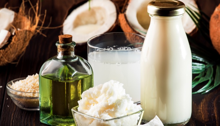 Fact and Benefits of Coconut Oil for Hair and Skin